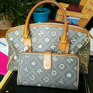 Dooney & Bourke purse & matching wallet